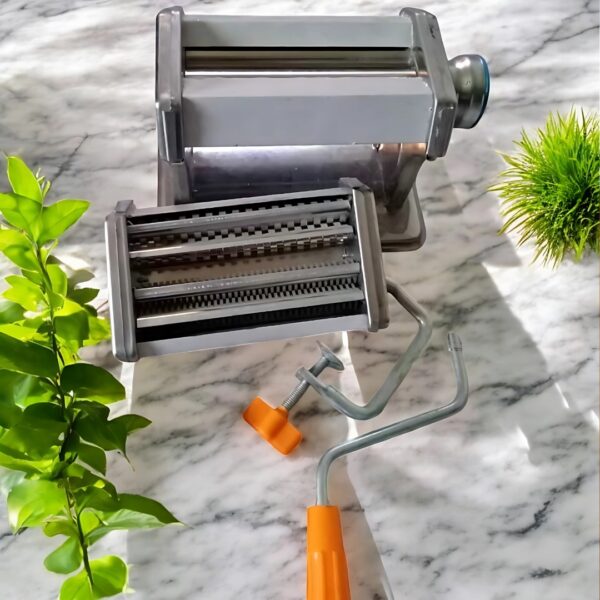 MAQUINA PARA HACER PASTAS - Imagen 5
