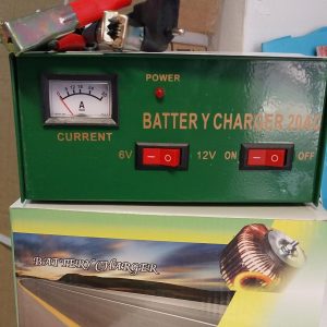 CARGADOR  DE BATERIA DE METAL DE 6 A 12