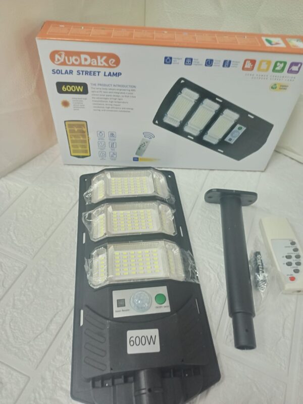 FOCO SOLAR DE 600W - Imagen 3