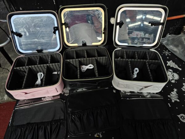 MALETA ORGANIZADORA DE MAQUILLAJE CON ESPEJO LED - Imagen 8