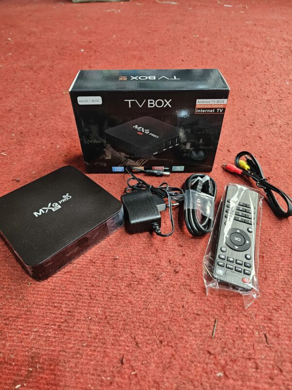 TV BOX 8K CAJA NEGRA