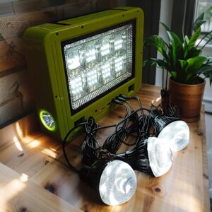 KIT EMERGENCIA + 3 AMPOLLETA Y LINTERNA CON PANEL SOLAR
