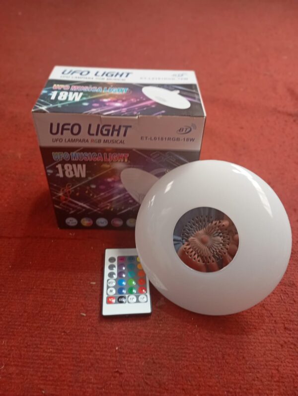 AMPOLLETA CON PARLANTE BLUETOOTH 18W - Imagen 5