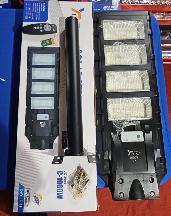 FOCO SOLAR DE 1000W CON PEDESTAL